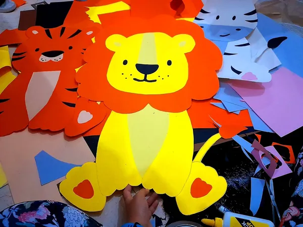 Handmade paper lion cut-out, made by Kitty